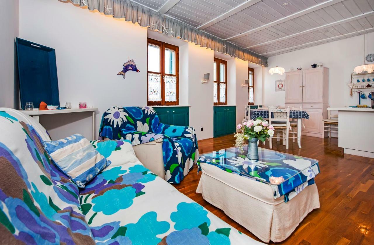 Riva Blu Sea View Apartment Rovinj Extérieur photo